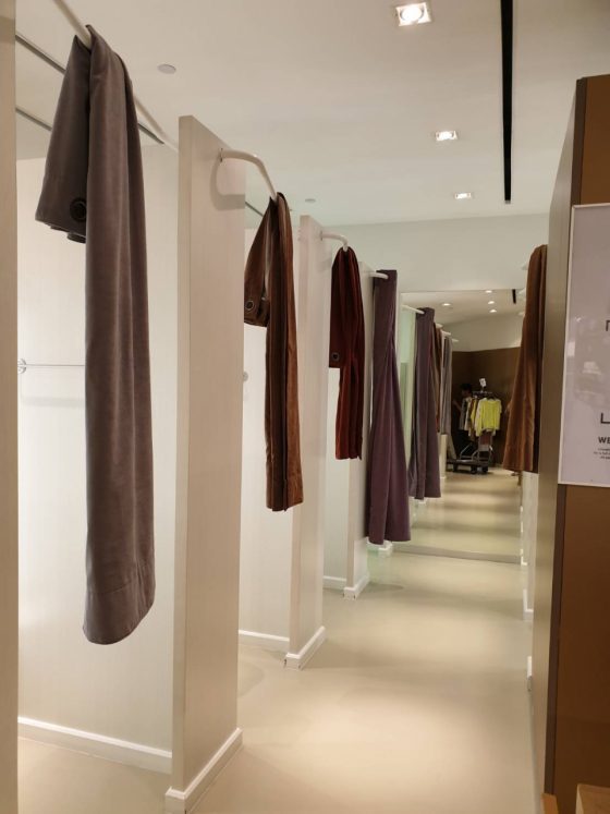 ลูกค้าของเรา H&M - รูปที่ 5 | อัมพรการม่าน
